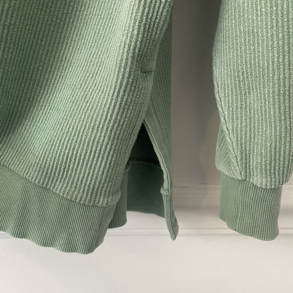 Altar'd State Smiley Face Ribbed Knit Crewneck Frosty Green Sz S Oversized Cozy - Picture 8 of 12